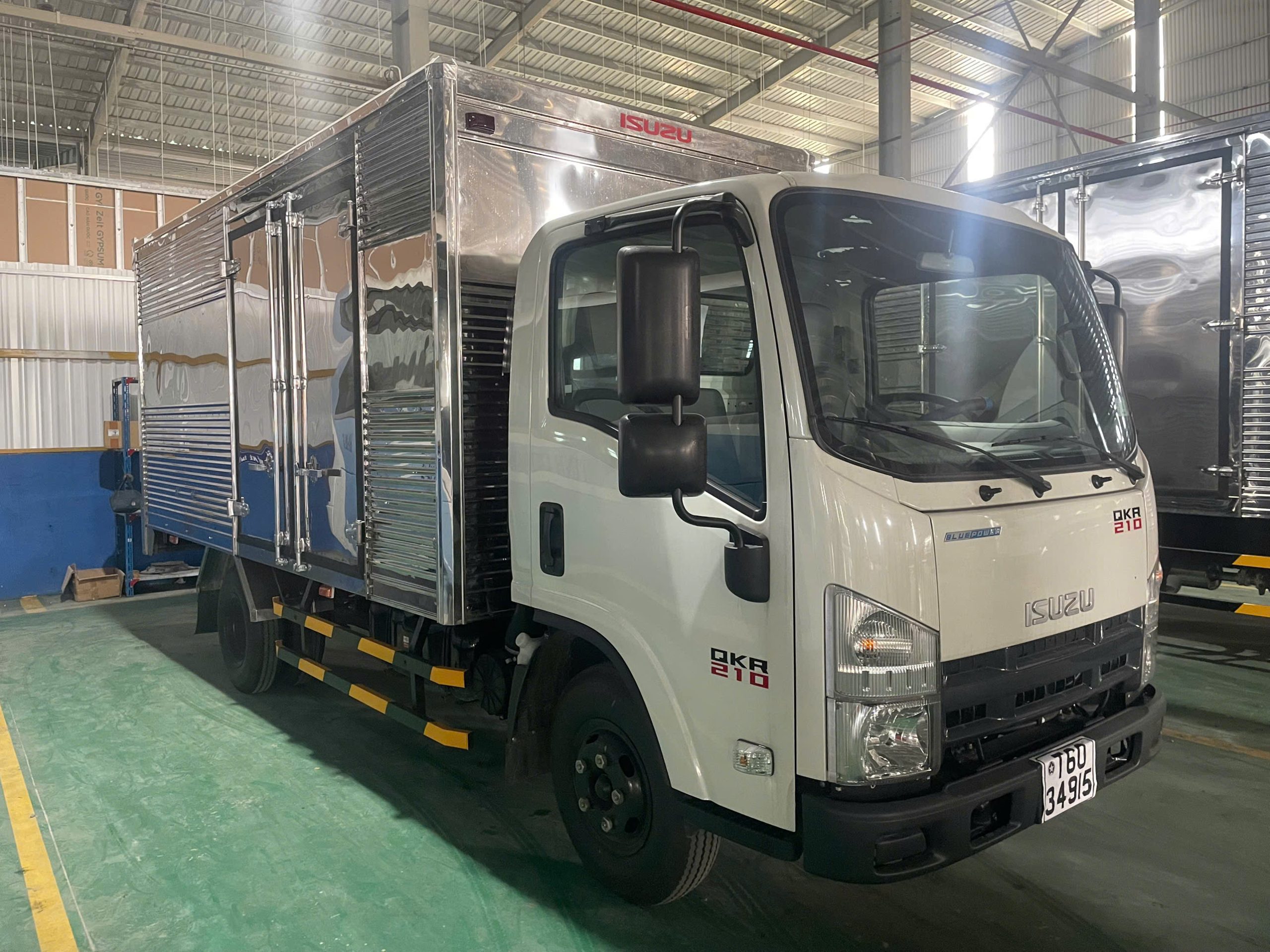 Isuzu QKR210 - ô tô biên hòa