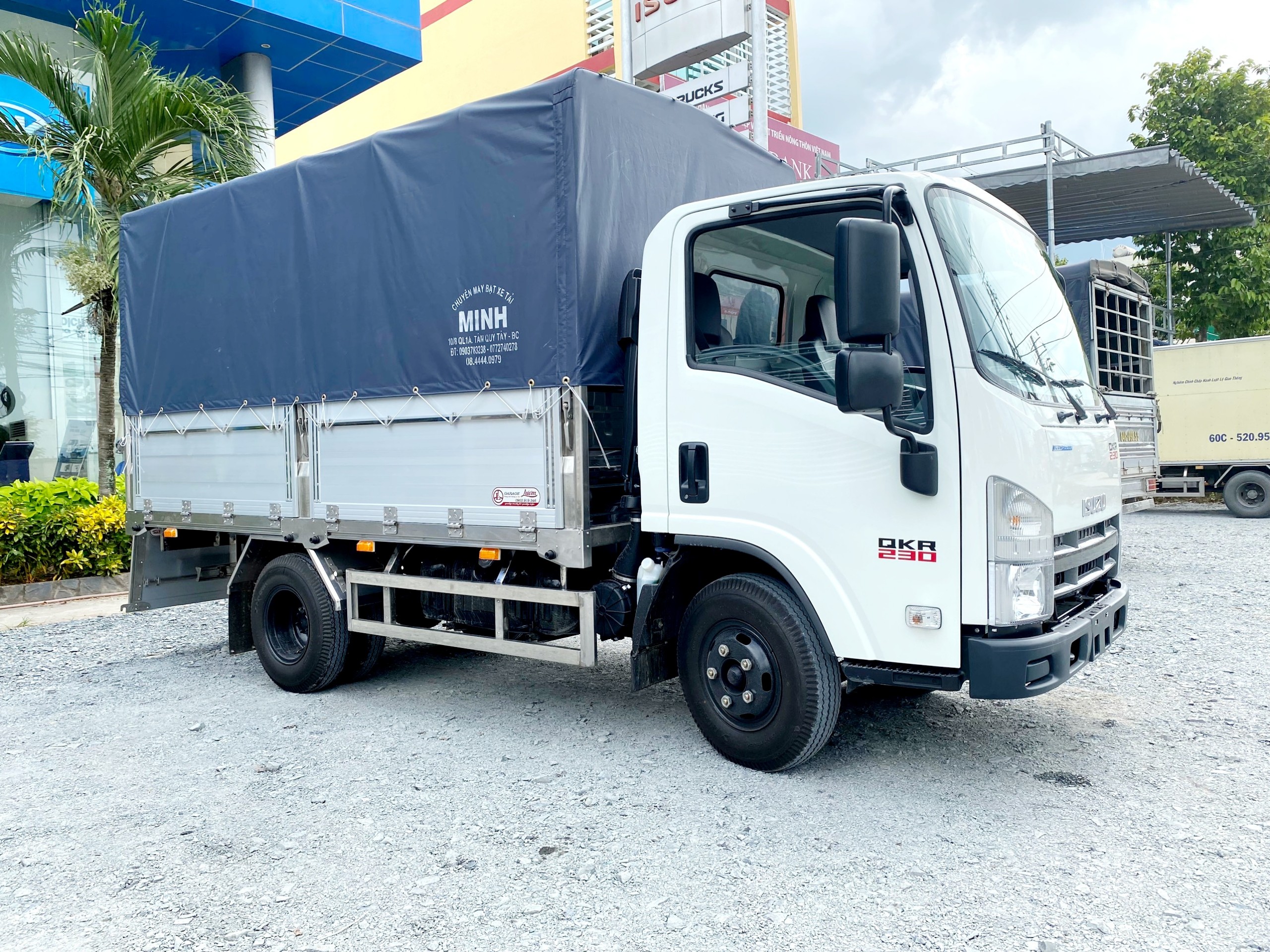 Đánh Giá Isuzu QKR230 – Xe Tải Nhỏ Gọn, Tiện Ích Đa Dạng