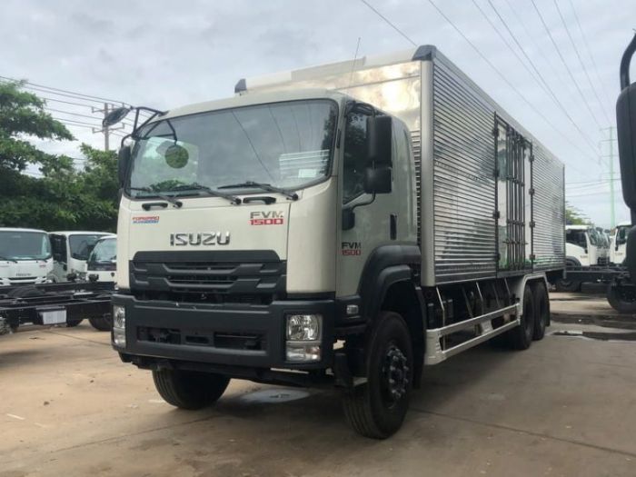 Đánh Giá Tổng Quan Về Xe Tải Isuzu FVM34TE4